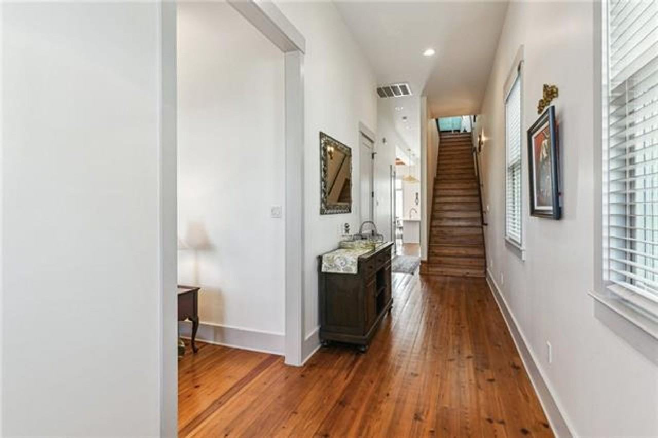 125 Elmira Ave - Photo 3 of 24