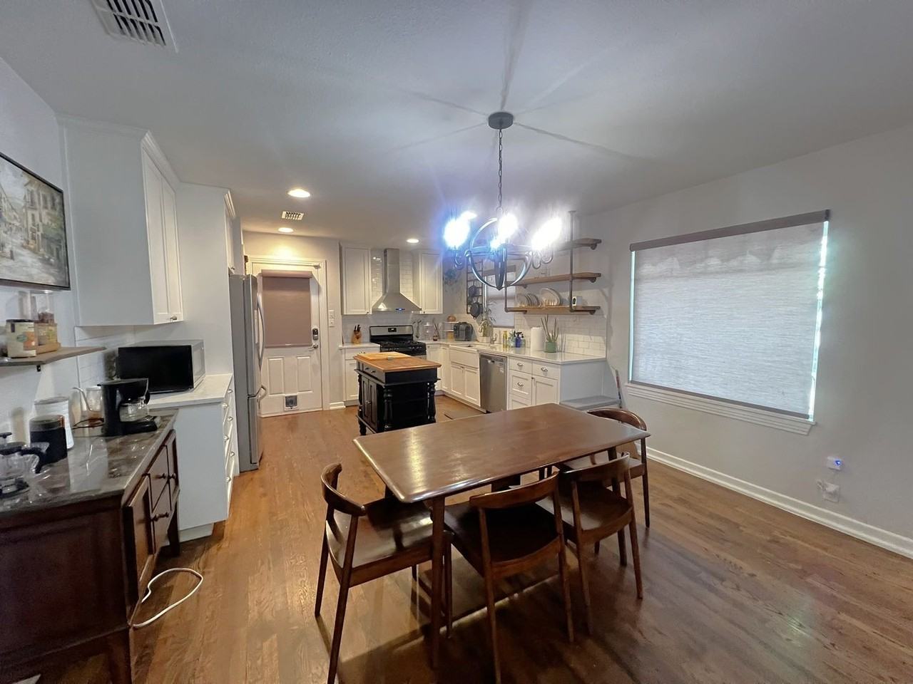 1311 Aggie Ln - Photo 5 of 17