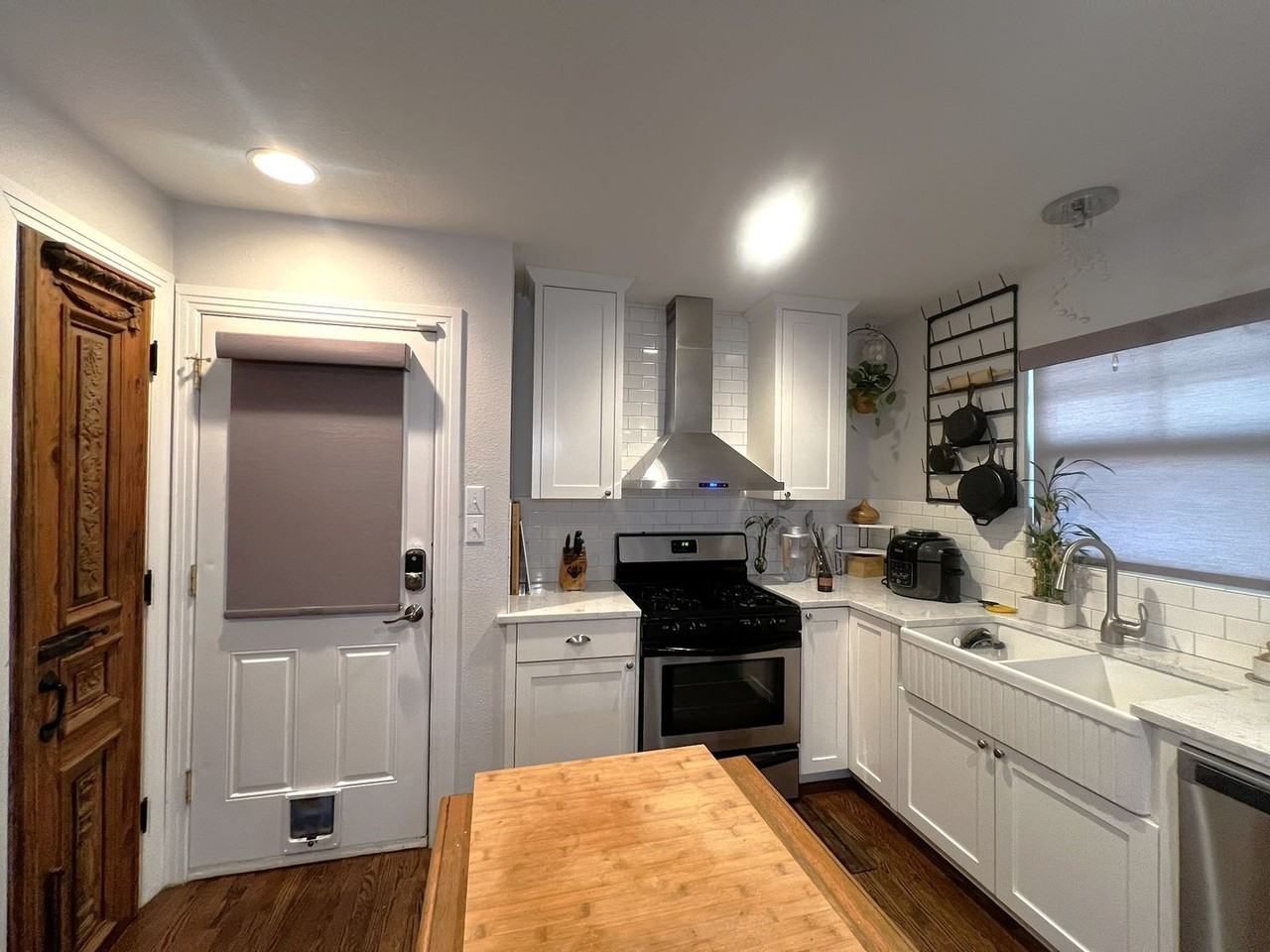 1311 Aggie Ln - Photo 6 of 17