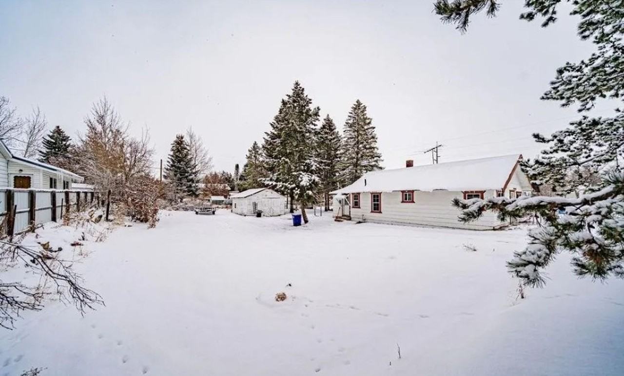 419 W 1st N - Photo 2 of 31