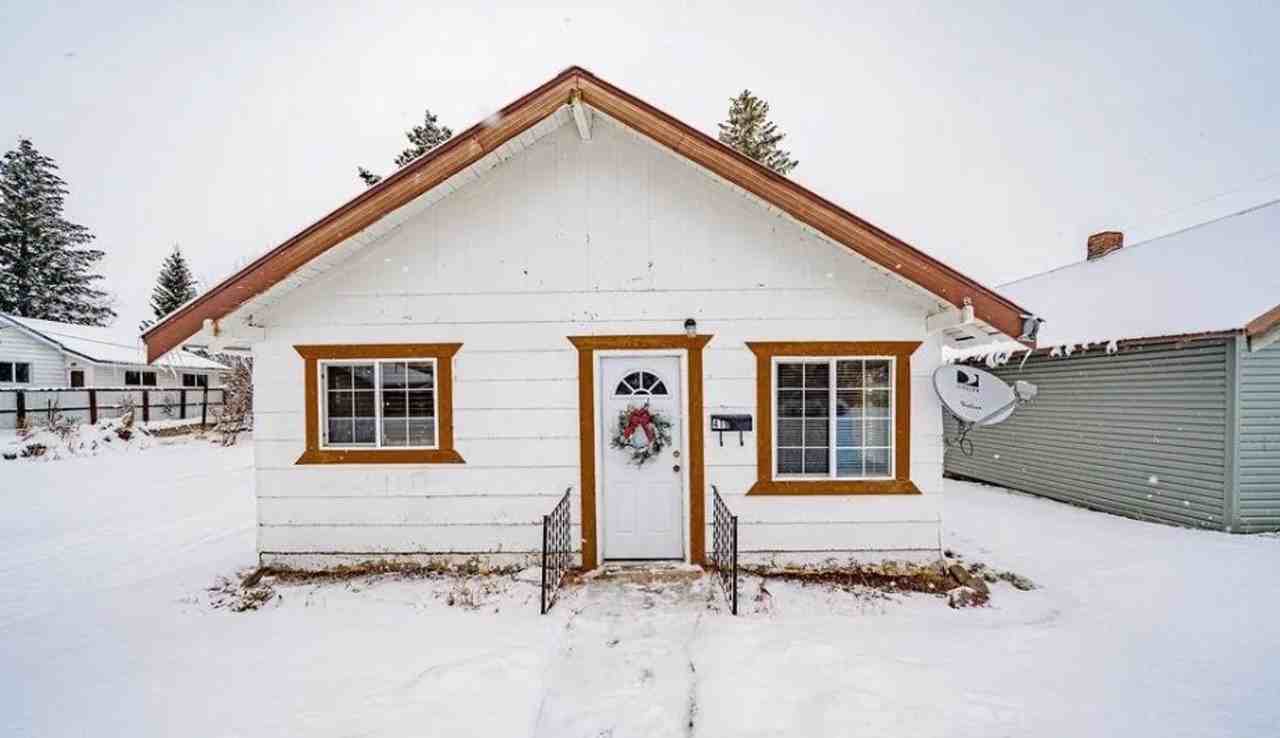 419 W 1st N - Photo 3 of 31