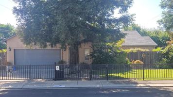 featured image of 1553 Enslen Ave