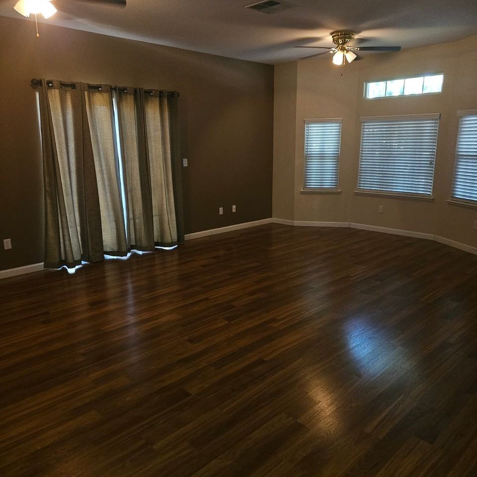 1553 Enslen Ave - Photo 2 of 10