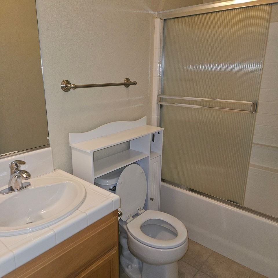 1553 Enslen Ave - Photo 7 of 10