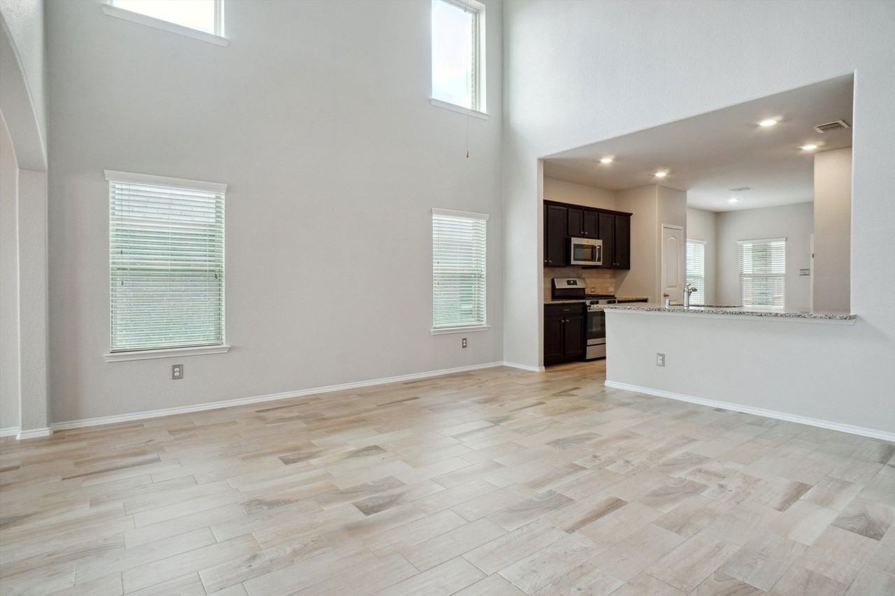 5817 Fir Tree Ln - Photo 2 of 18