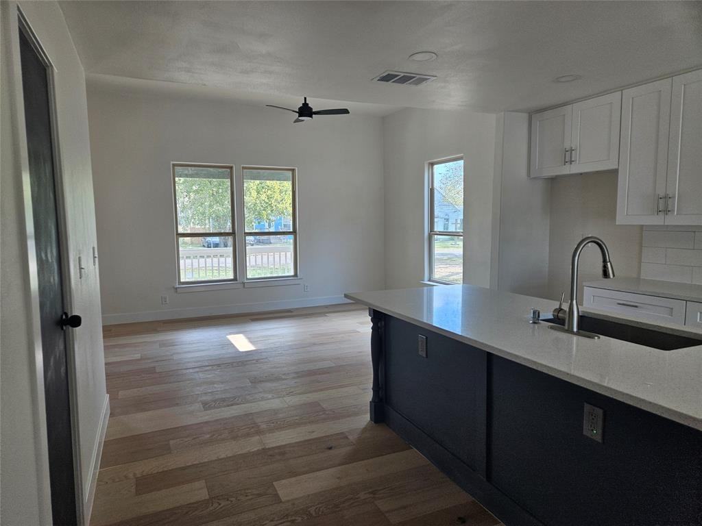 502 Walker St #NA - Photo 5 of 14
