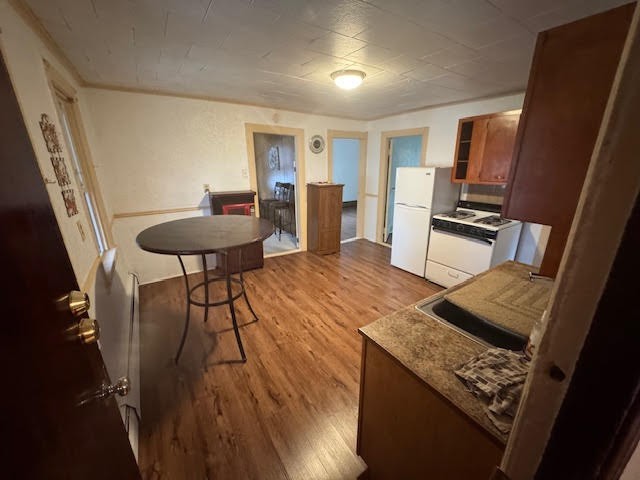 67 Simmons St #2ndFL - Photo 5 of 18