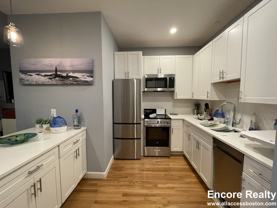 464 Beacon St #3R - Photo 1 of 1