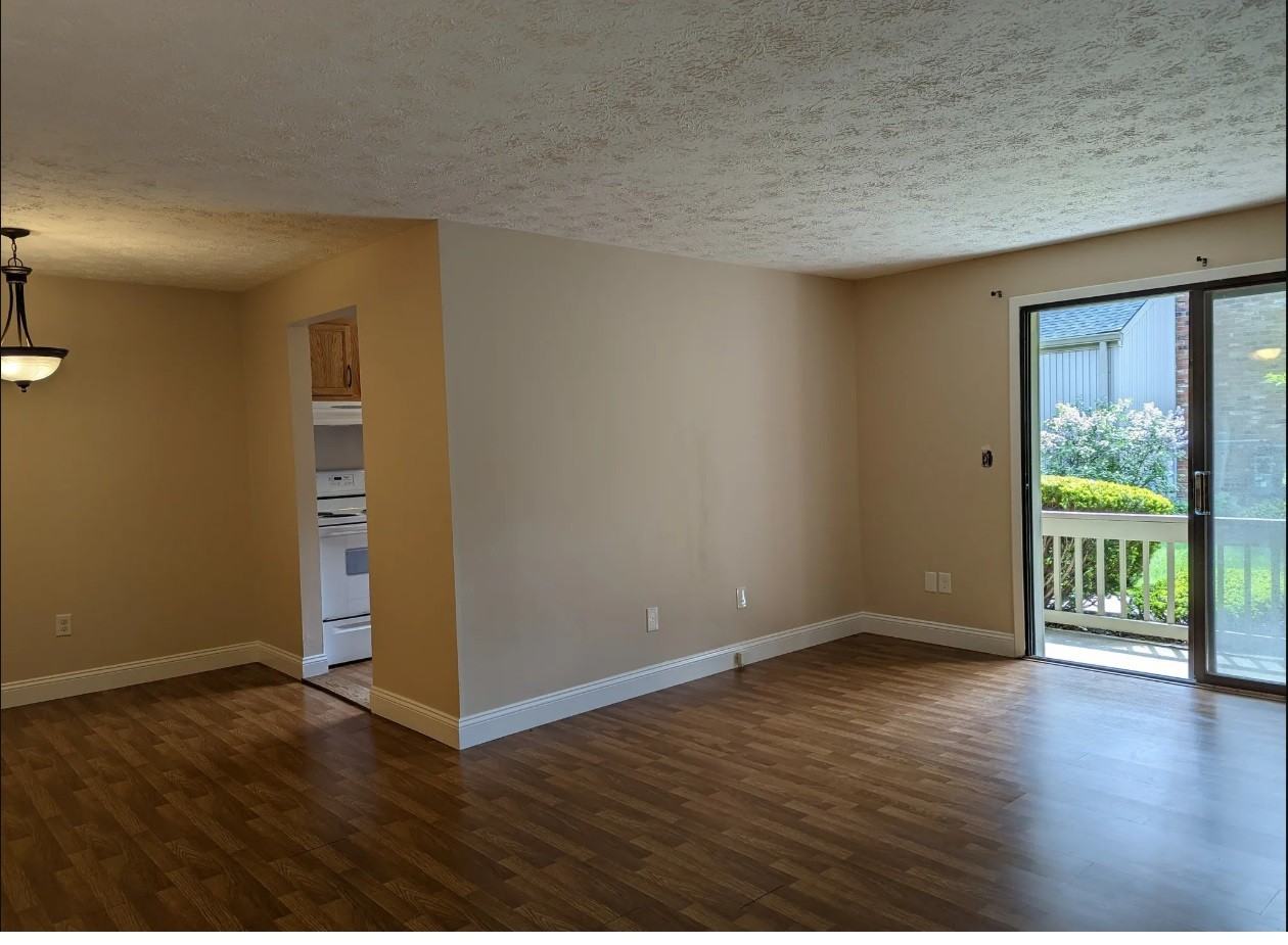 25 Amato Dr #I - Photo 6 of 20