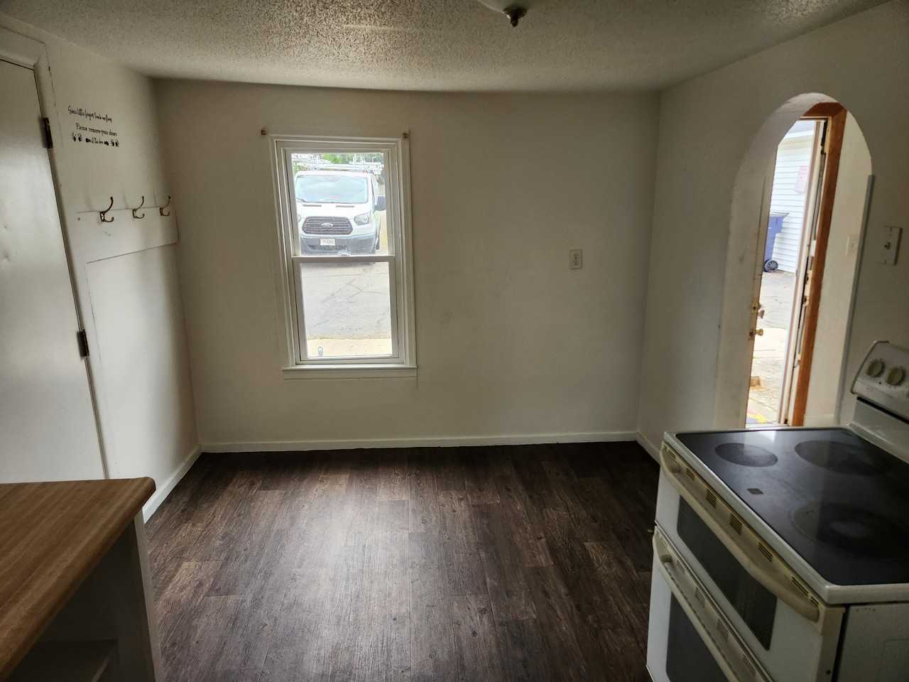 313 S Fremont St #NA - Photo 3 of 5