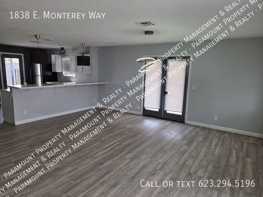 1838 East Monterey Way - Photo 7 of 27