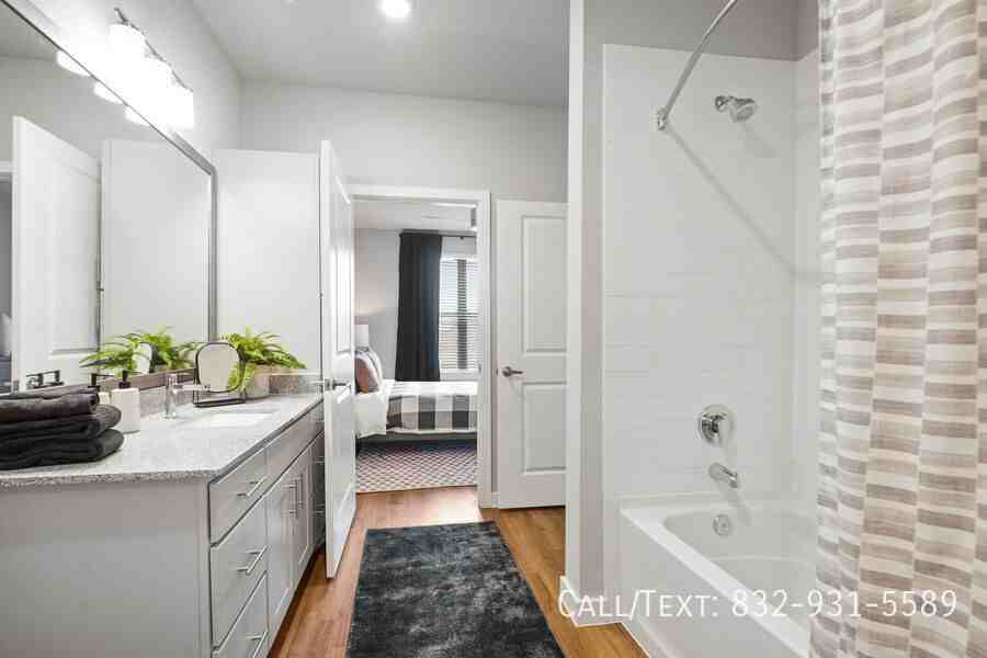 3330 Tamarron Trce - Photo 7 of 13