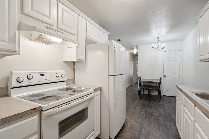 1913 Birdell St #1 - Photo 4 of 8