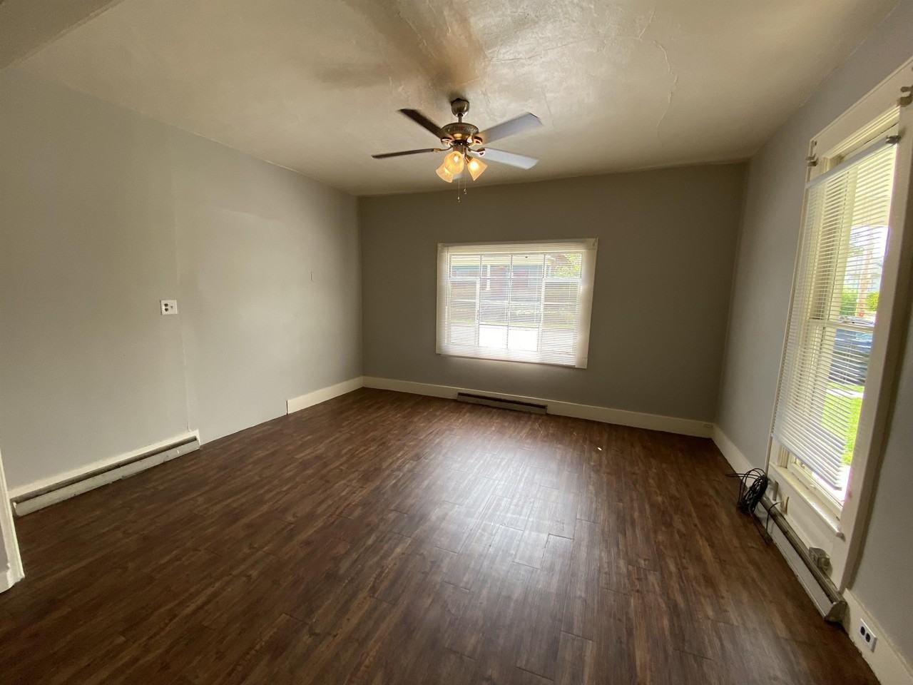 225 N. Bridge Street - Photo 3 of 12