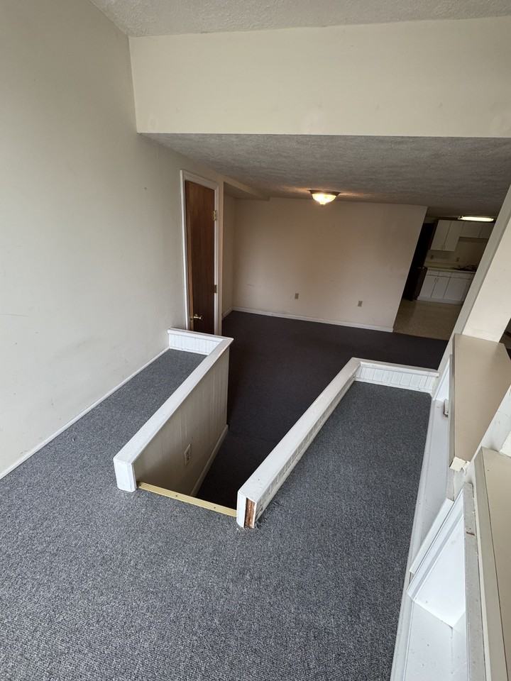 40-44 West Fell Street - Photo 3 of 10