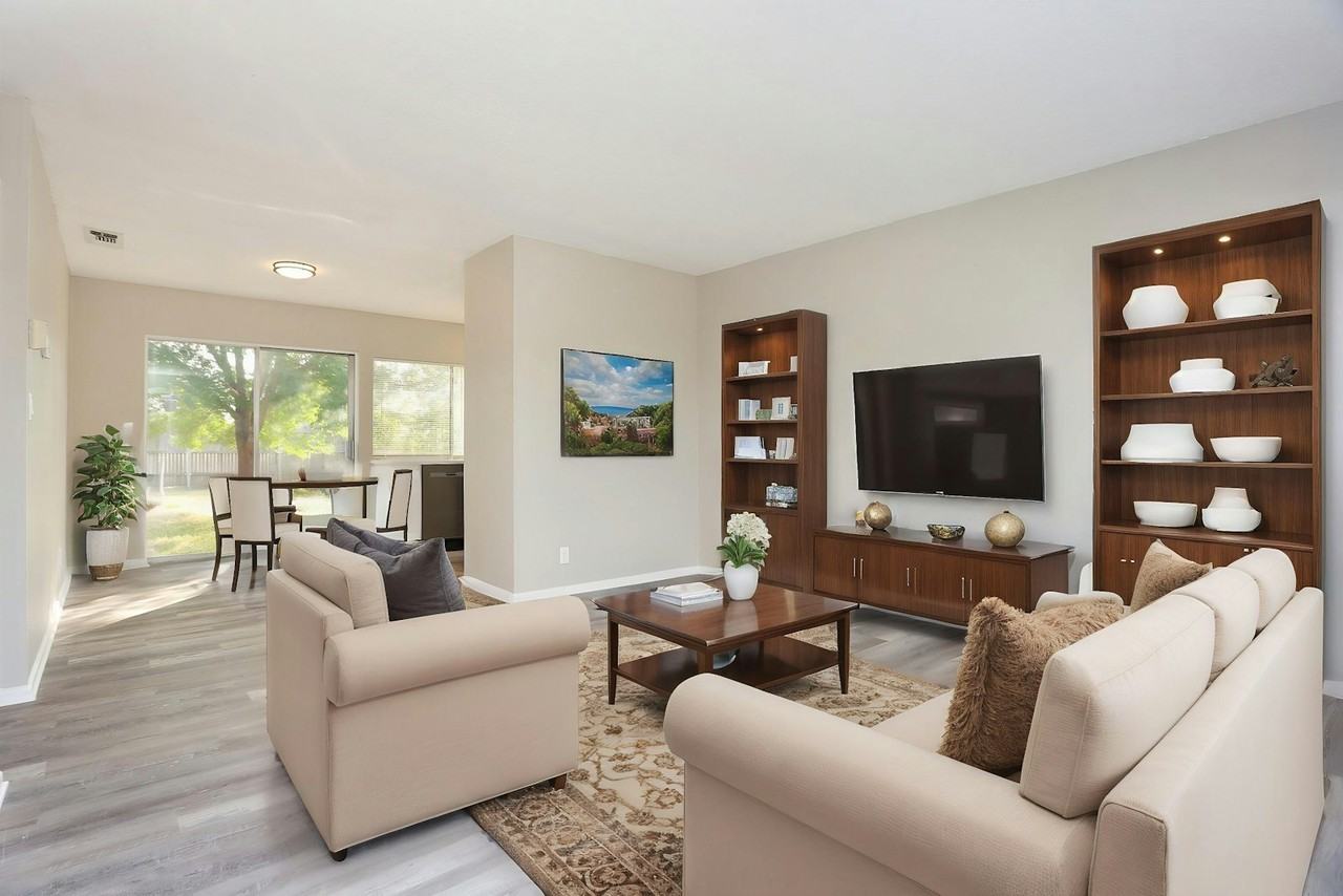 7306 Glen Hart - Photo 3 of 17