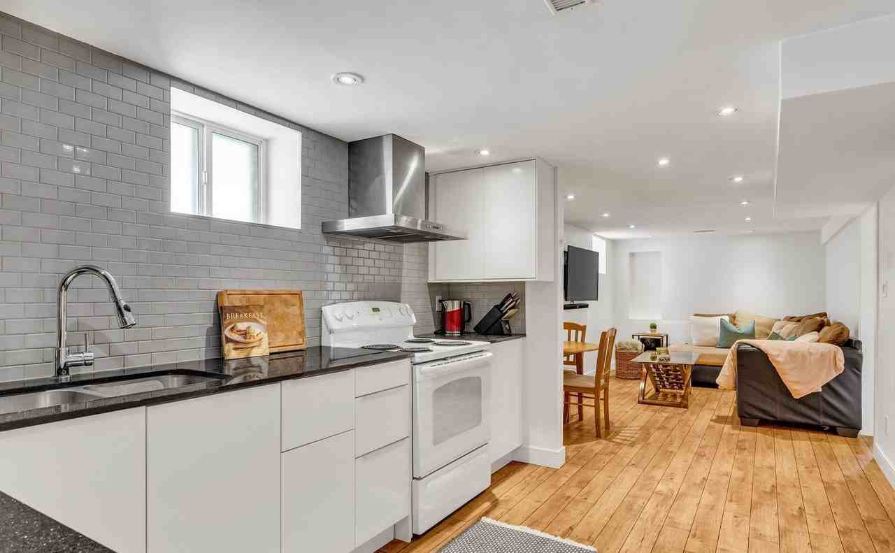 427 Lauder Avenue #1 - Photo 4 of 9