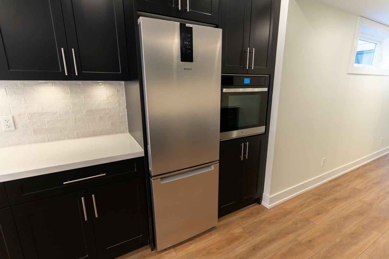 55 Markham St Bsmt #BS - Photo 3 of 8