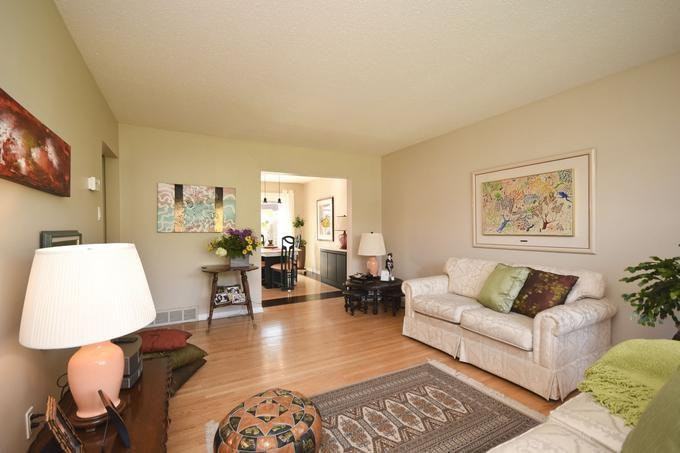 749 Springland Dr - Photo 6 of 11