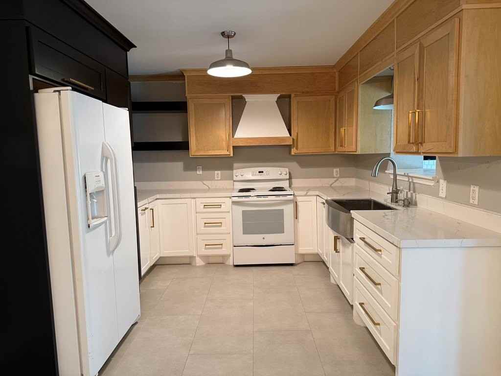 2244 Meadow Point Dr - Photo 5 of 13