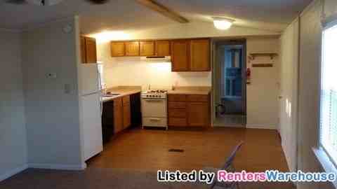 1005 Conway Dr - Photo 2 of 8