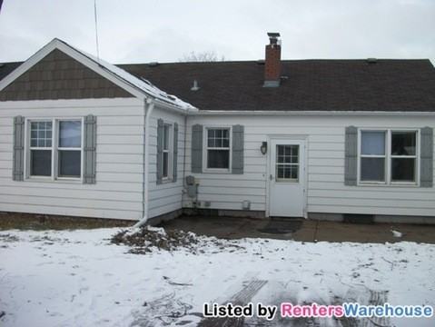 2412 3rd St N - Photo 2 of 8