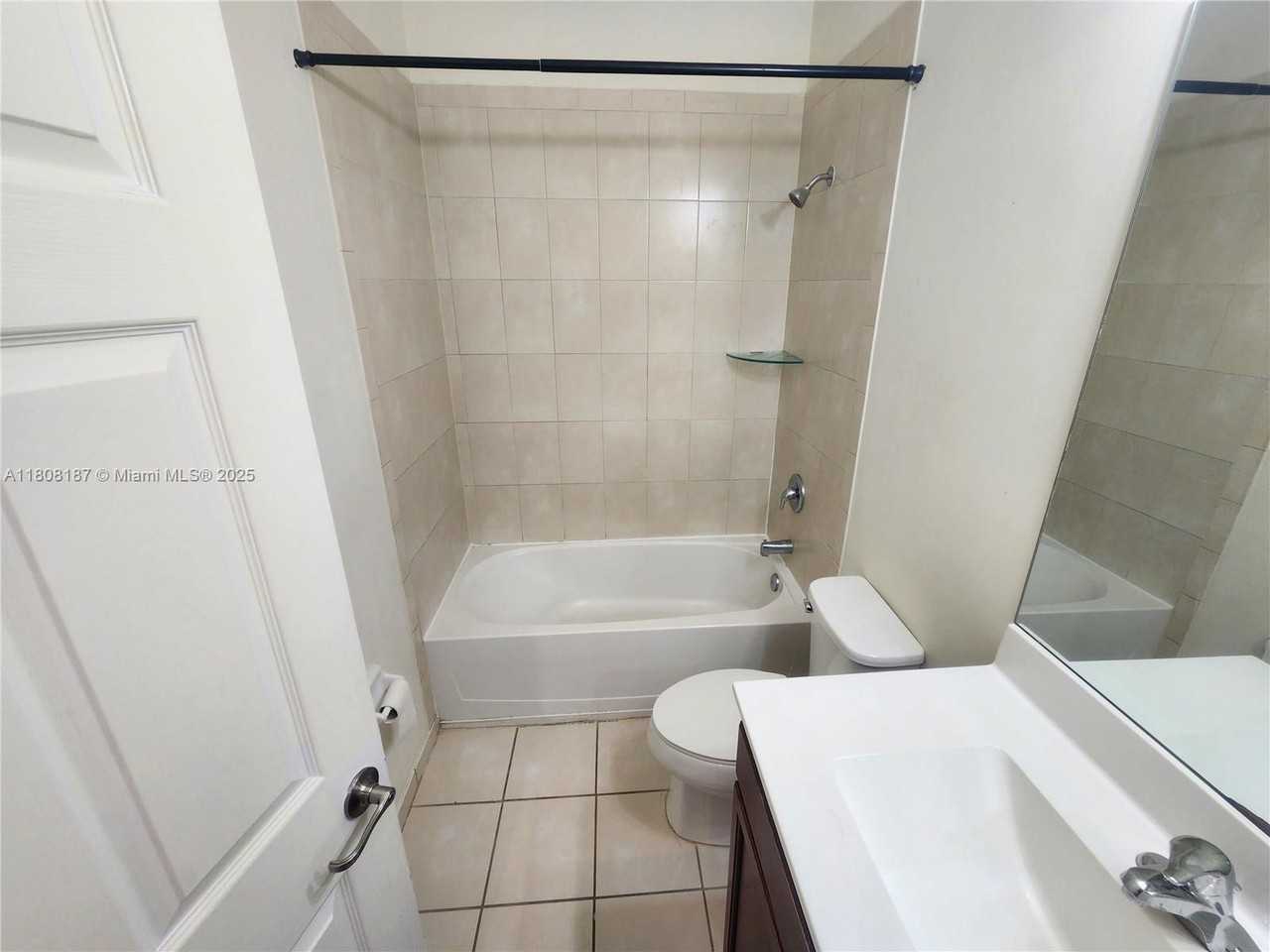 11549 Sw 248th St - Photo 7 of 8