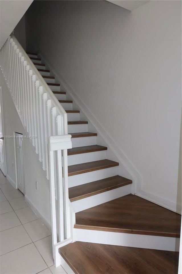 18240 Sw 148th Rd - Photo 2 of 8