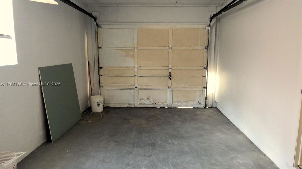 Nw 195th St - Photo 3 of 8