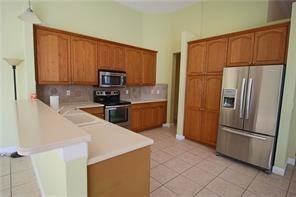 12459 Nw 52nd Ct - Photo 4 of 5