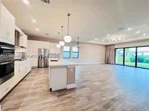 12070 N Baypoint Cir - Photo 6 of 8