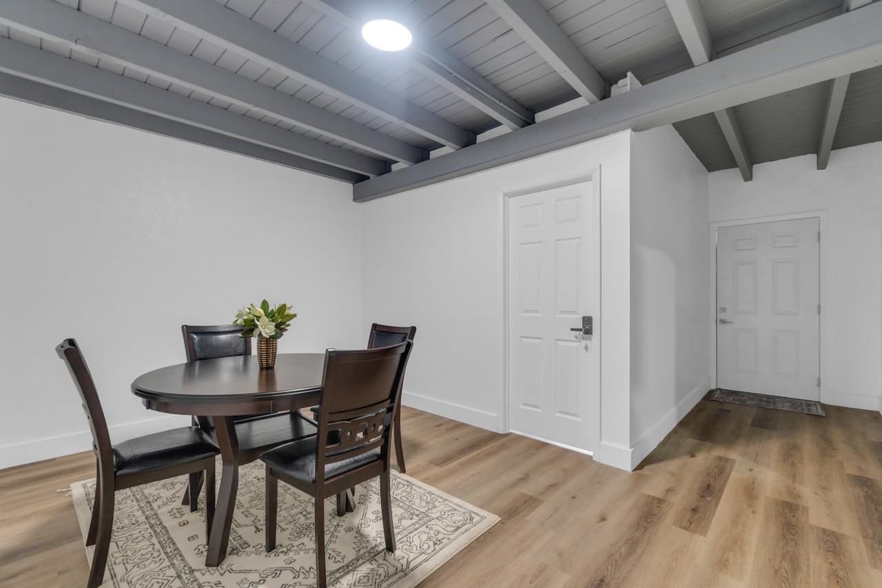 Ne 148th St - Photo 6 of 9