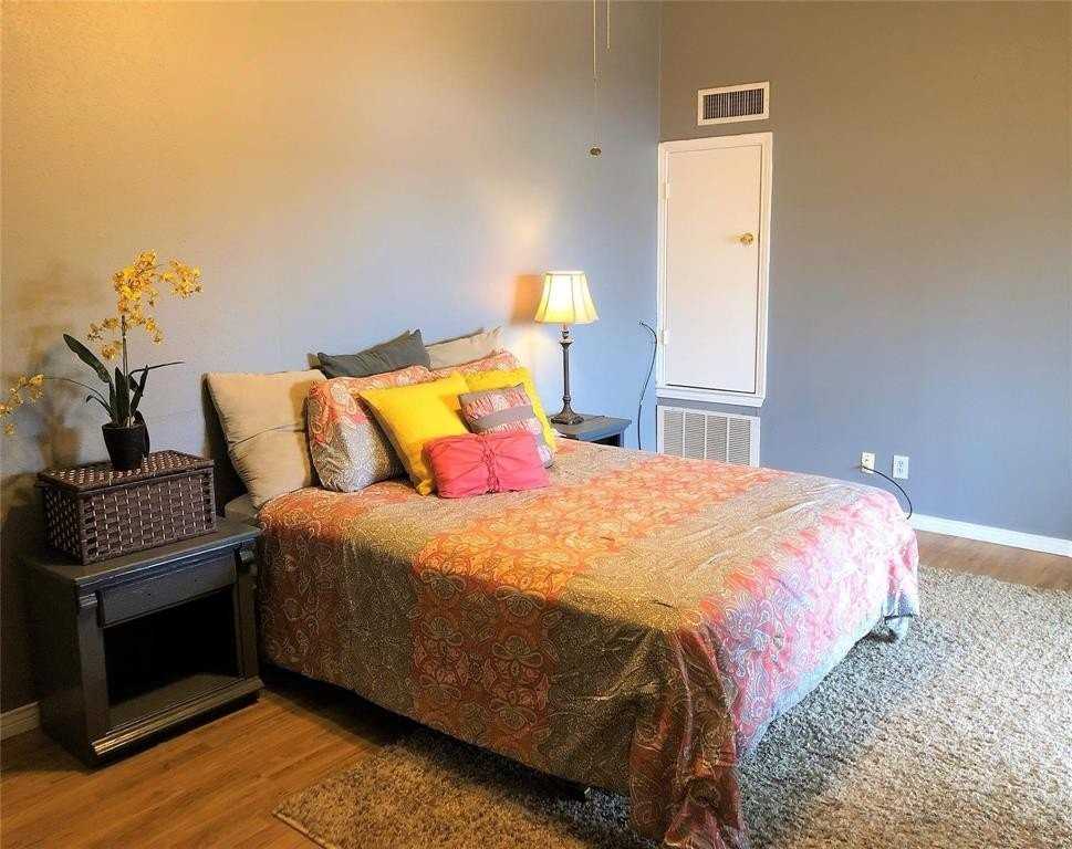 2937 Shelby Ave #2937 - Photo 4 of 15