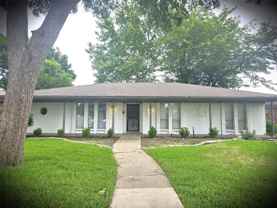 1304 Oakhill Dr - Photo 1 of 1