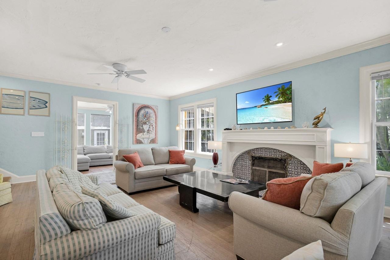 519 28th St #MAIN - Photo 3 of 50