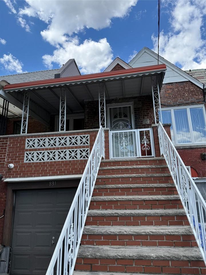 831 Avenue Z ##2 - Photo 2 of 10