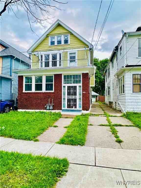 320 Jewett Ave - Photo 2 of 26