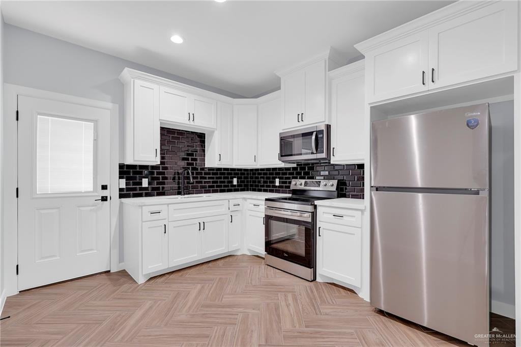 3307 Aurora Ln - Photo 5 of 20