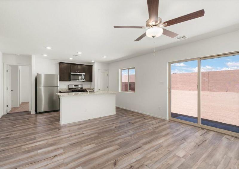 2623 Desi Loop - Photo 3 of 4