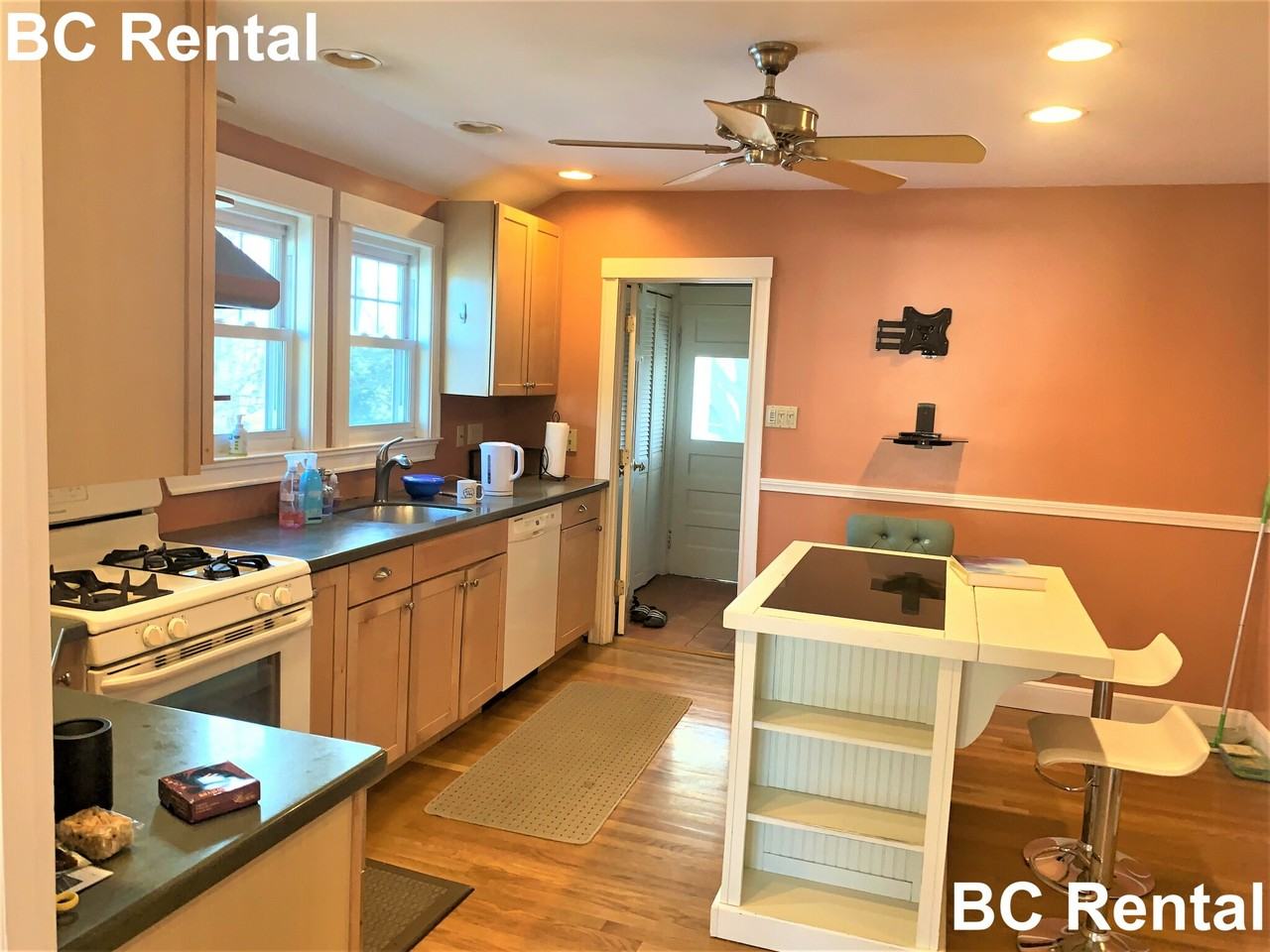 84 Brooks Ave #84 - Photo 3 of 24