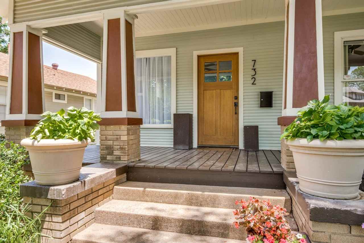 732 N Winnetka Ave - Photo 2 of 25