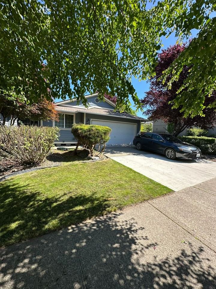 2721 Hidden Spring Dr - Photo 4 of 37
