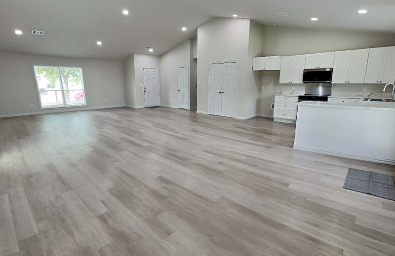 4348 Spindletree Ln - Photo 4 of 18