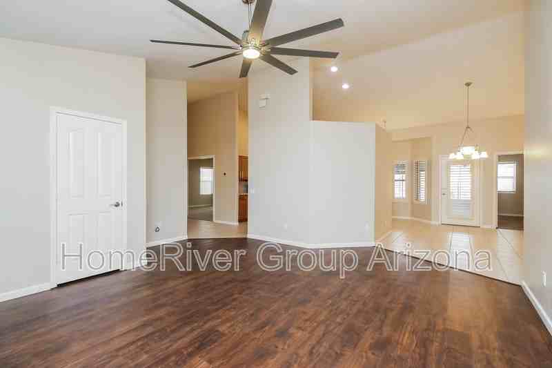 7002 E Exmoor Dr - Photo 3 of 17