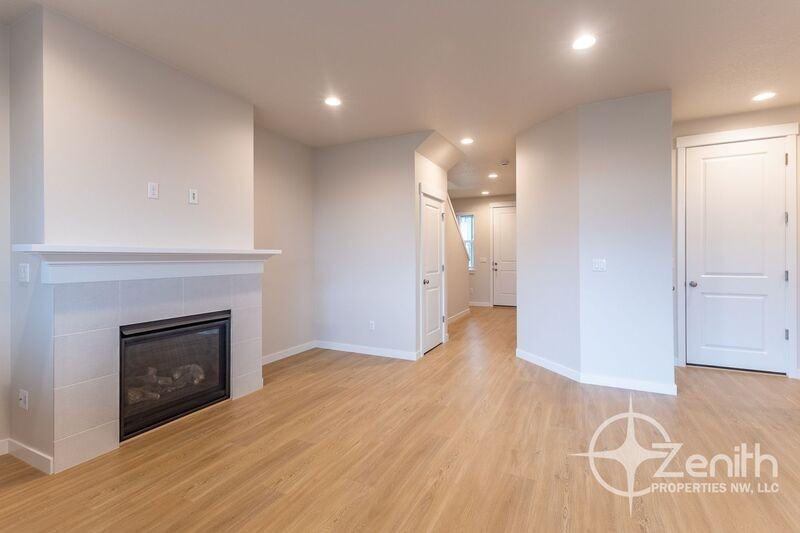 124 S 88th Dr - Photo 5 of 36