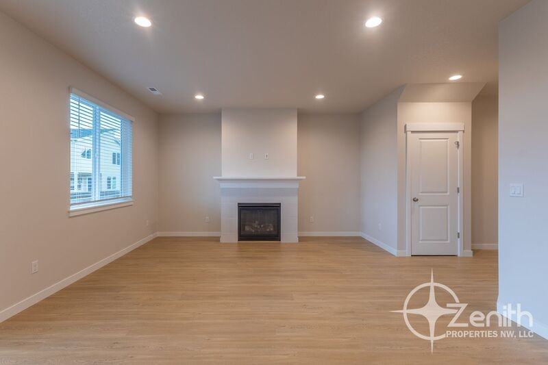 124 S 88th Dr - Photo 7 of 36