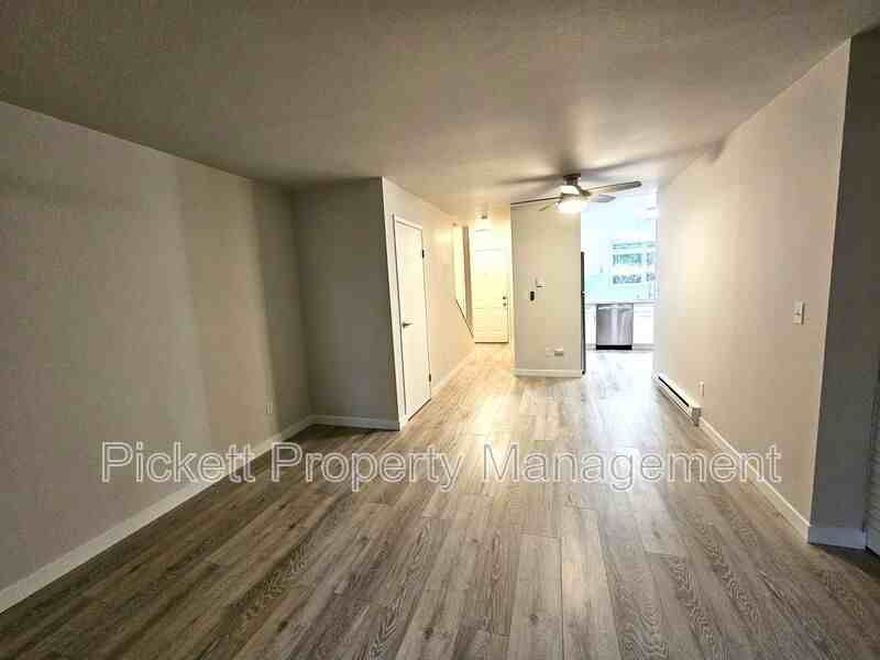 354 Nw Edvard St #G - Photo 7 of 26