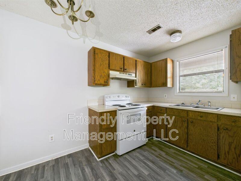 119 Bay Meadow Ct - Photo 2 of 8