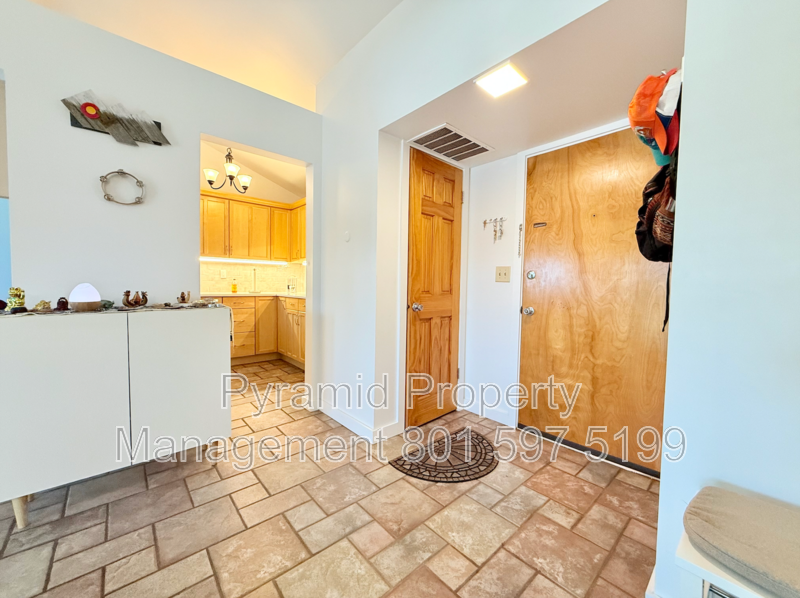 251 S St #21 - Photo 7 of 39