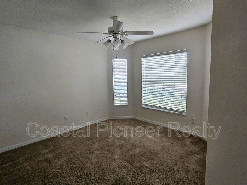 3220 Clover Blossom Cir - Photo 4 of 25